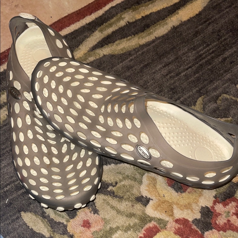 Stylish Gray Slip-On Sandals for Men